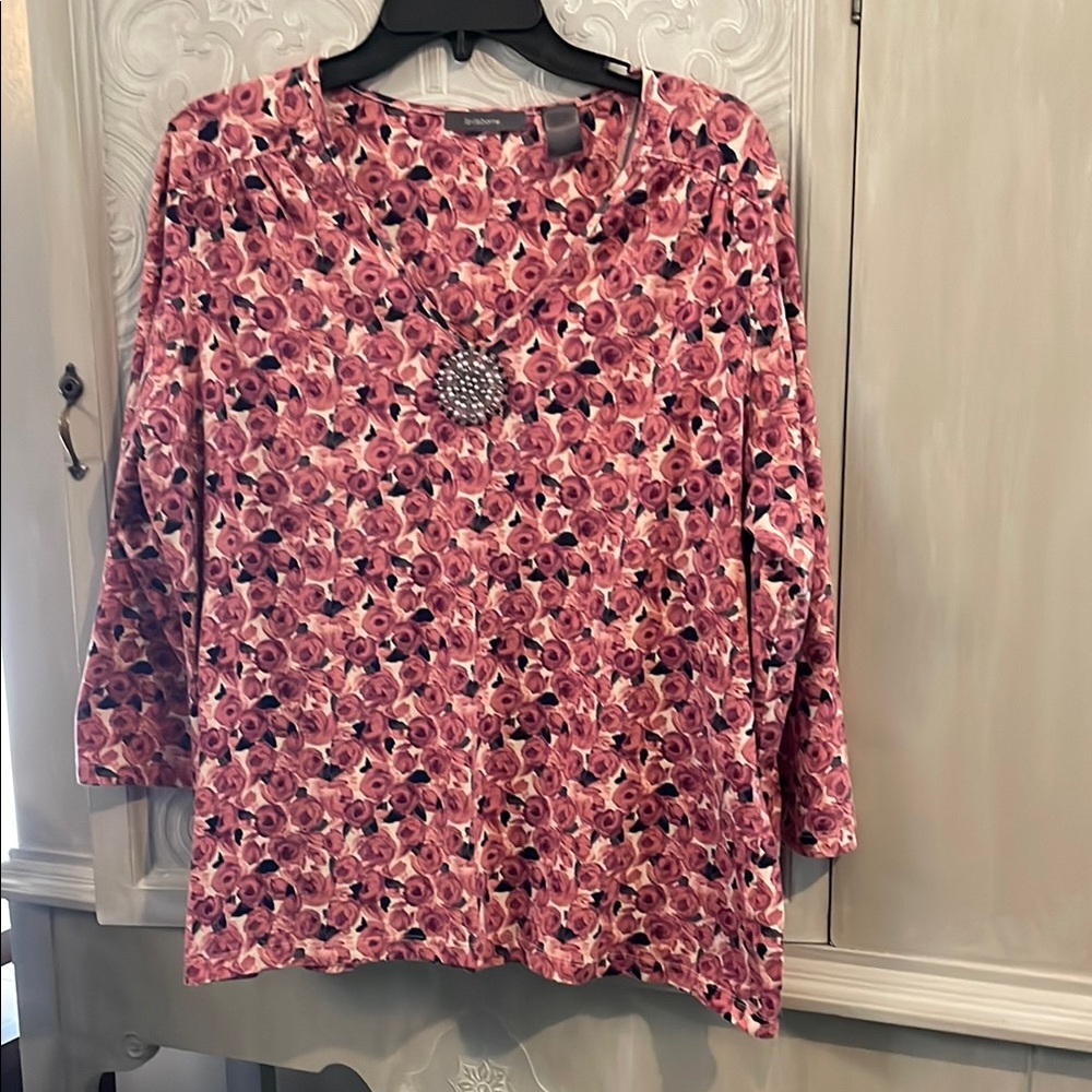 Liz Claiborne Pink Rose Print Top